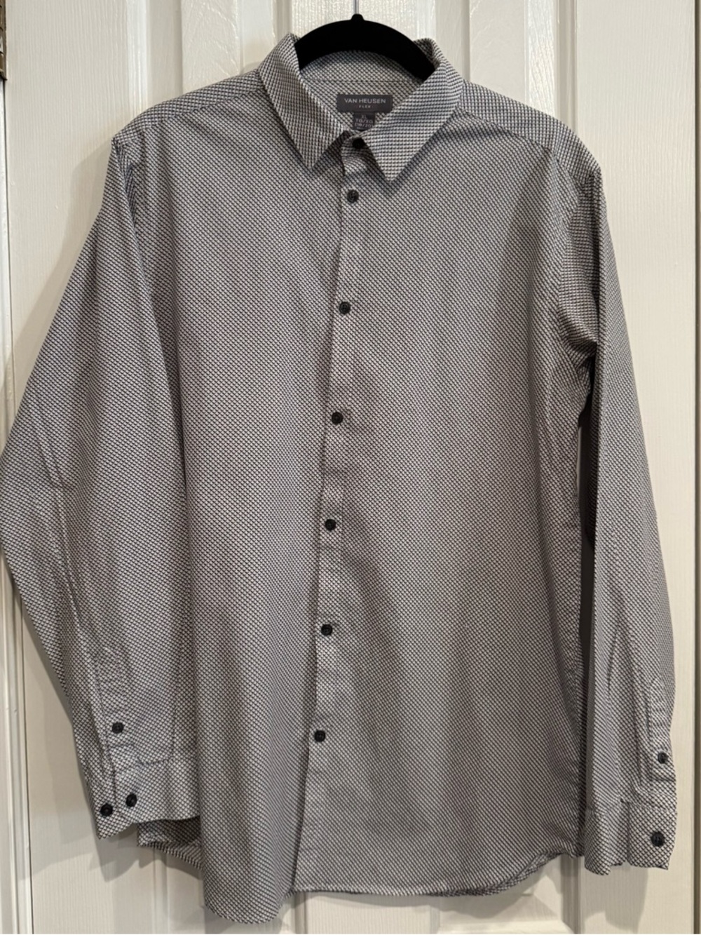 Van HeusenFlex Boys Black/White/Gray Patterned Long-Sleeve Dress Shirt-XL 18/20